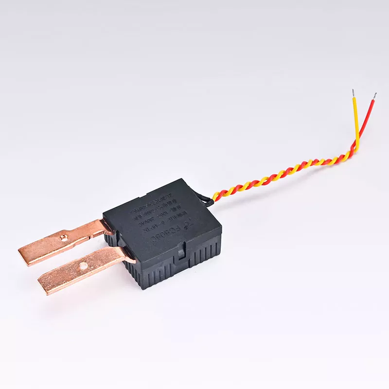 तीन-फेज 7P रेल प्रकार लॅचिंग रिले तीन-फेज 7P रेल प्रकार लॅचिंग रिले